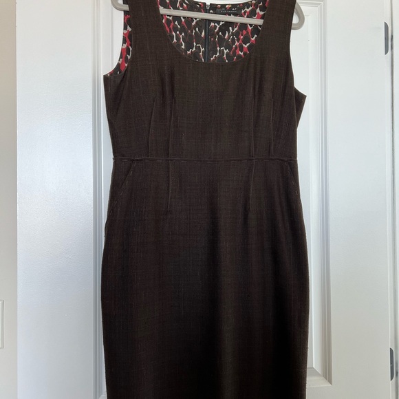 Perfect little brown dress in raw silk - Picture 2 of 5